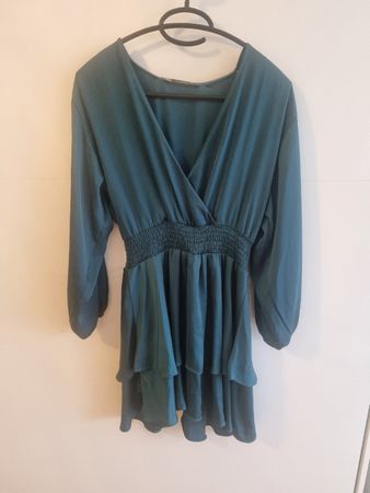 Wunderschönes, smaragdgrünes Zara Minikleid, Grösse S.