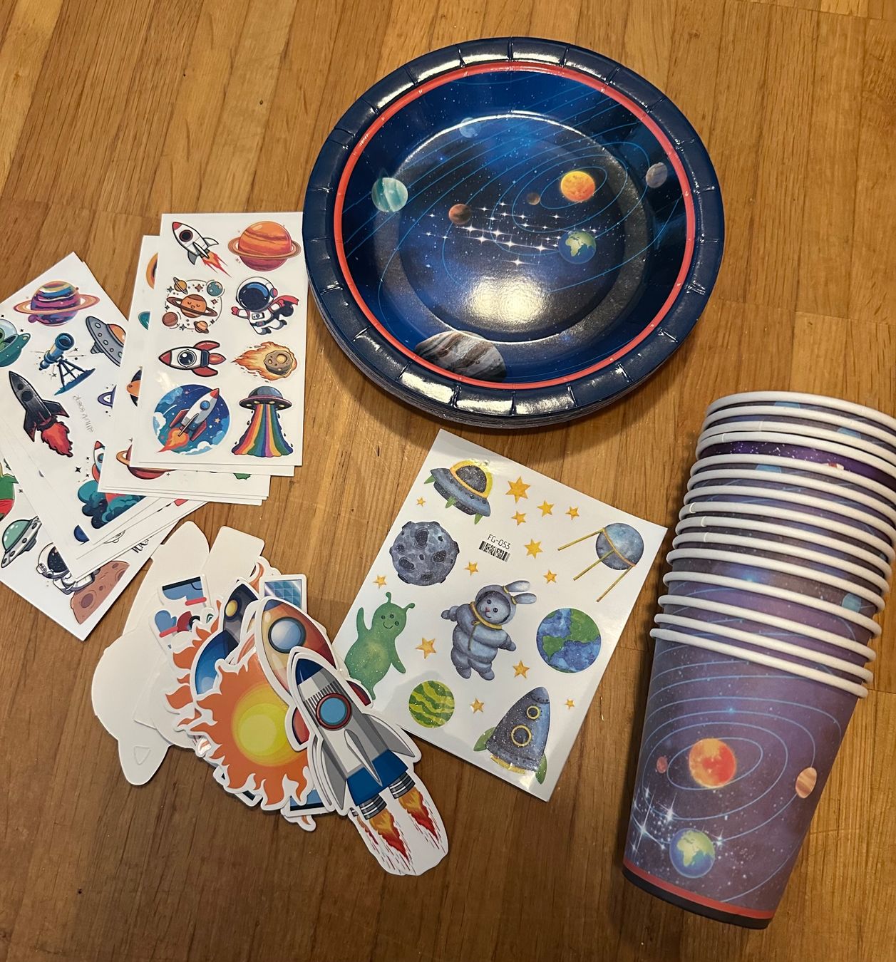Tutte le decorazioni: Weltall-Party Deko Kindergeburtstag – Nuovo (secondo la descrizione) da Bern venduto da golfball007
