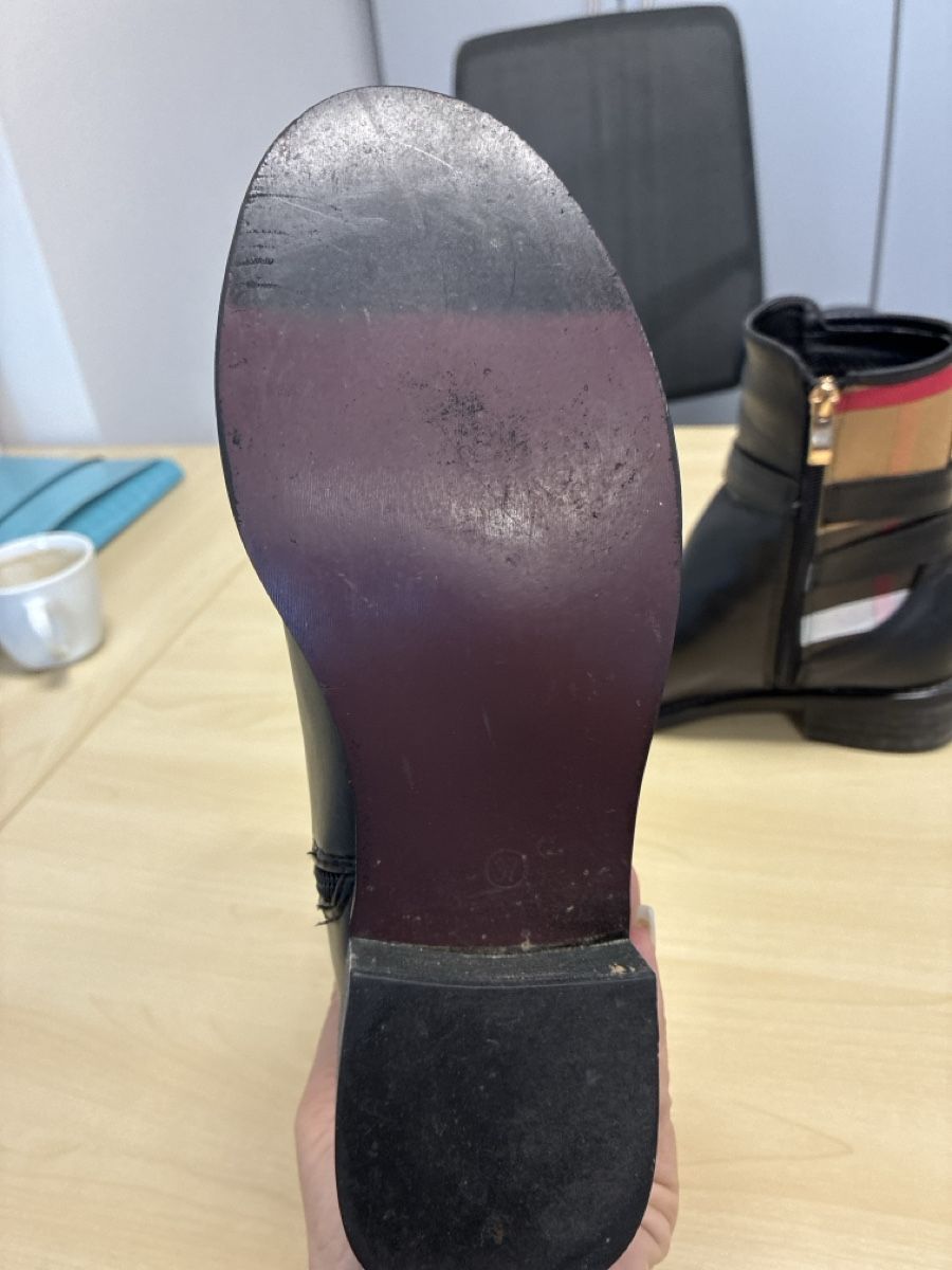 Scarpe da donna: Boots, Gr. 37 Schwarz – Usato da Steckborn venduto da AleksandraL 2