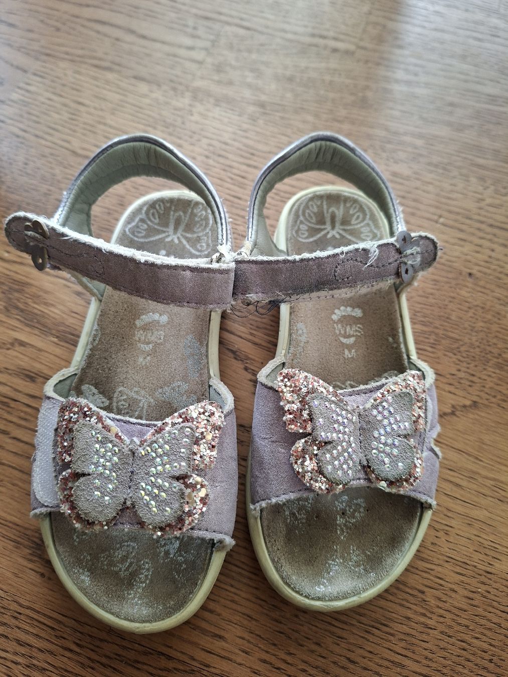 Superfit Scarpe per ragazze: Sandalen Superfit Gr. 29 – Usato da Hirzel venduto da larissagschwend