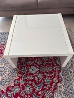 Salontisch mit Glasplatte