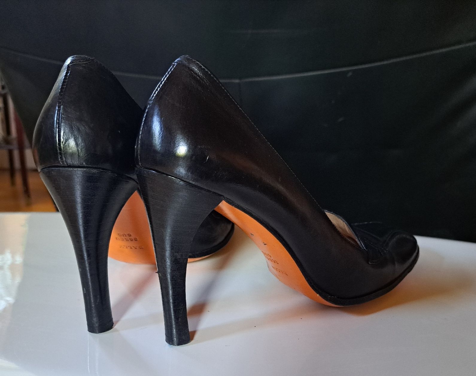 Bally Scarpe da donna: Escarpins Bally Taramia cuir noir  – Usato da Ravoire venduto da Billsen 1