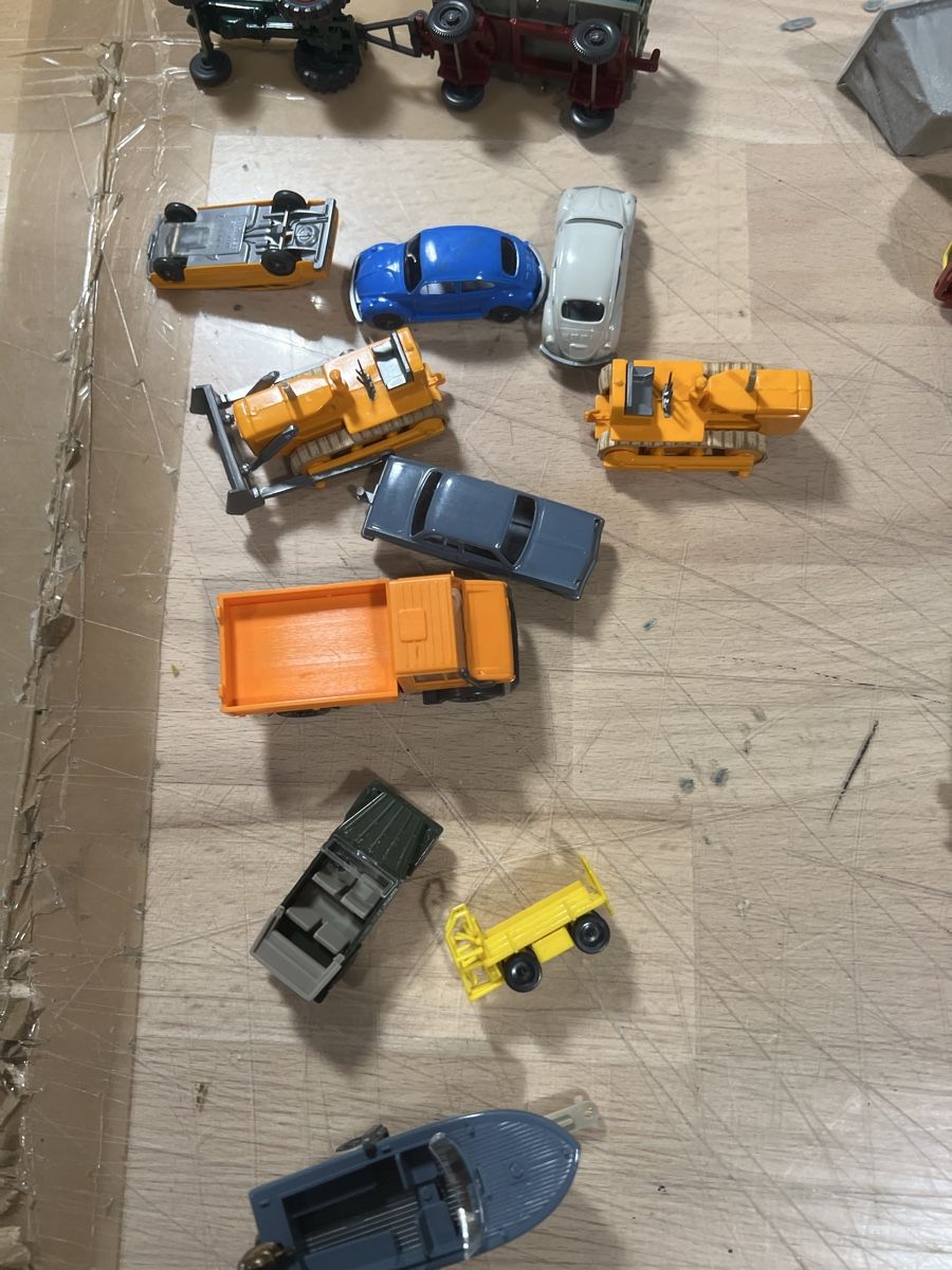 Modellautos: Div Autos und LKW  – Gebraucht aus Dübendorf von Troggy 1