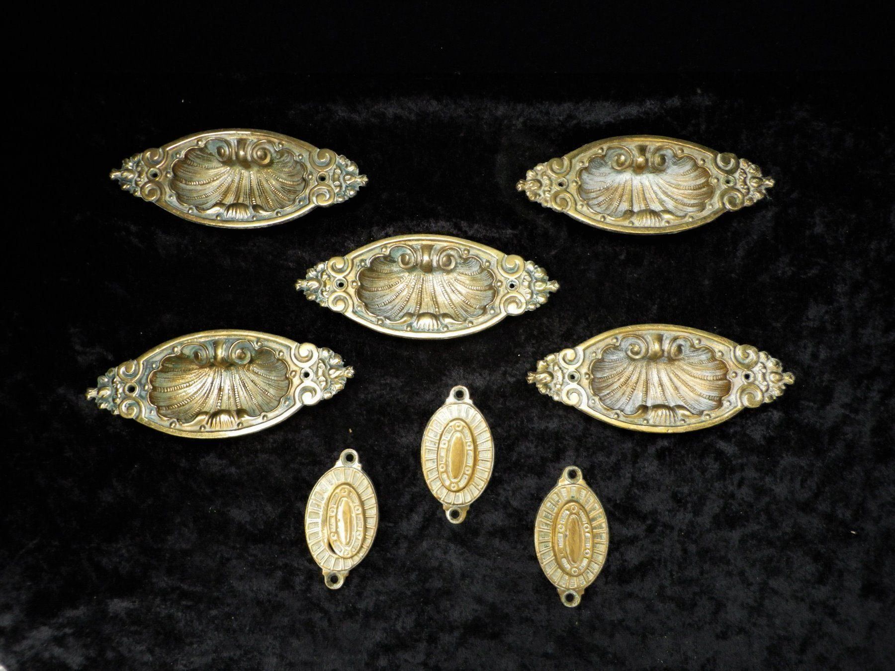 Ferramenta: Wunderschöne Jugendstil Schubladengriffe – Usato da Reinach BL venduto da Annodomini