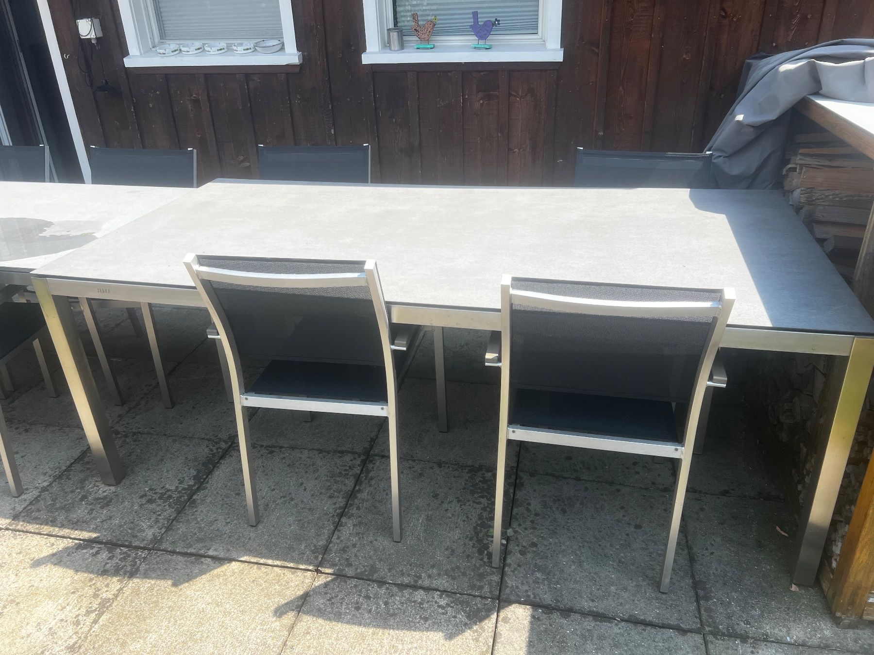Tische: Gartentisch Edelstahl Granit – Gebraucht aus Flawil von Eigenmann_Flawil_Liq 1