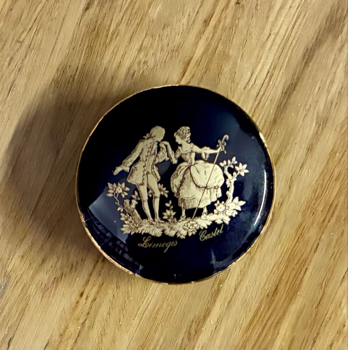Tutte le decorazioni: Limoges Döschen 4,5 cm – Nuovo (secondo la descrizione) da Zürich venduto da cicu48