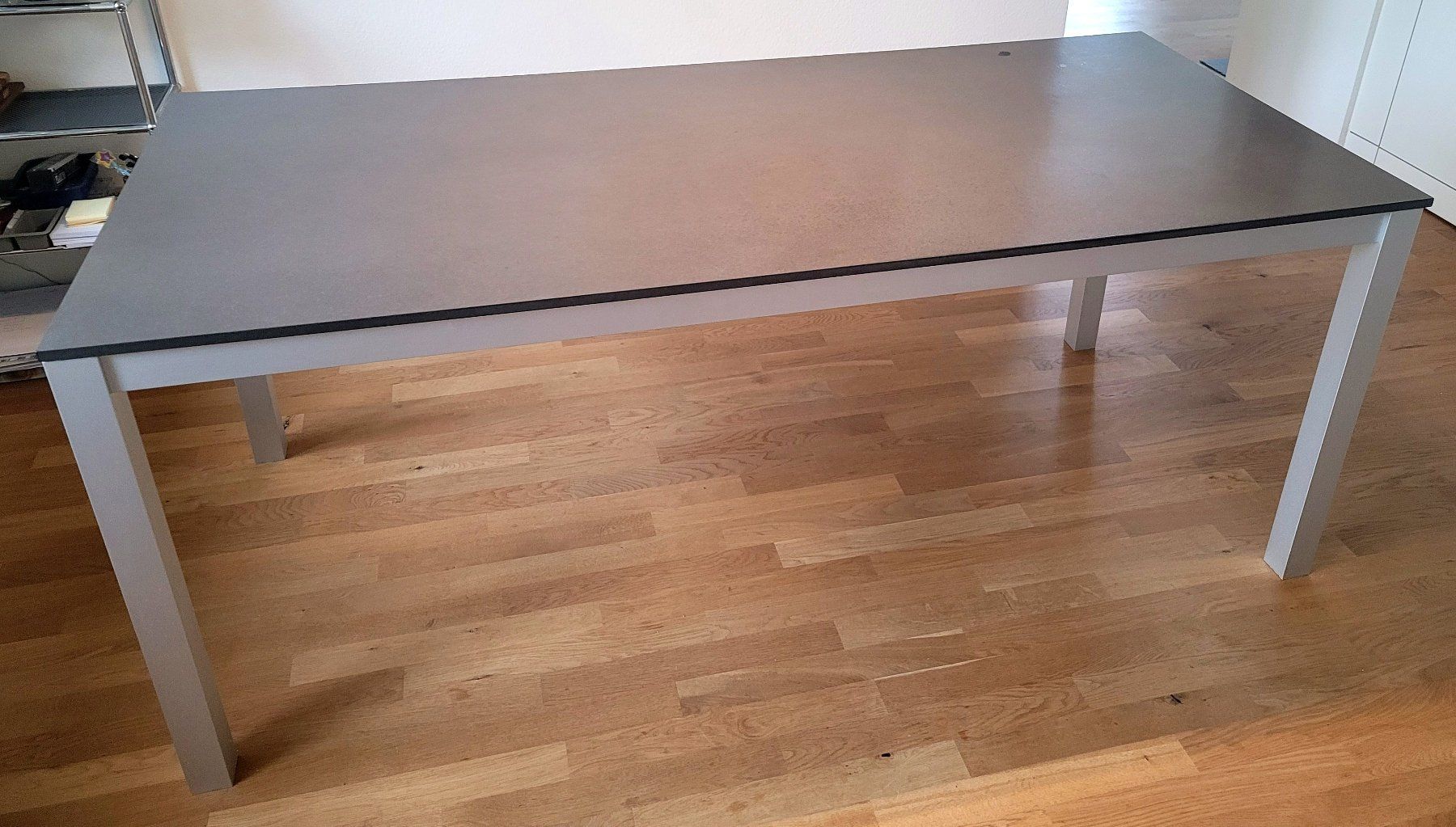 Interio Tavoli: Schicker Esstisch in elegantem Design – Usato da Zürich venduto da Ch250157 1