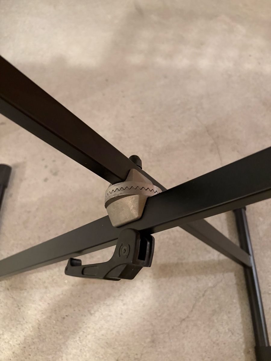 Yamaha Strumenti musicali: Yamaha Keyboard PSR-E313 mit Ständer und Netzteil – Usato da Romanshorn venduto da Ssivakumar 5