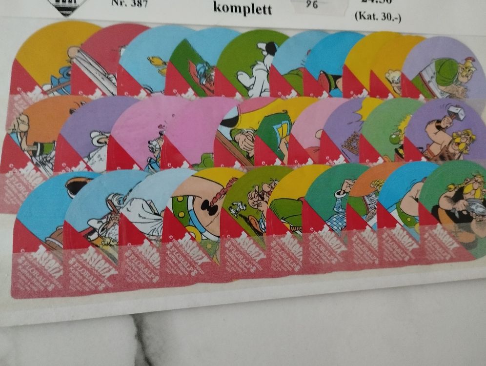 Lot D'opercules De Crème Floralp EURO 96 – Collection Joueurs De Foot 1996