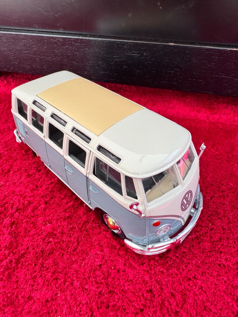 Maisto Modellini d'auto: VW Volkswagen Van Samba Modellauto "Maisto" – Nuovo (secondo la descrizione) da Montlingen venduto da timolino12
