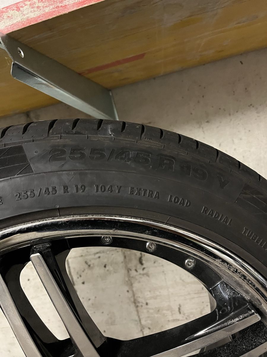 Aversus Cerchioni: Aversus Alufelgen 19 Zoll – Usato da Schlieren venduto da Ulderico 2