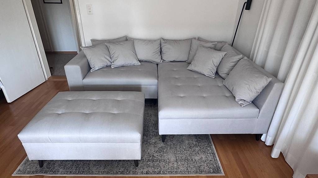 Sofas: Ecksofa grau – D'occasion à Erlenbach ZH par pra_k7bl