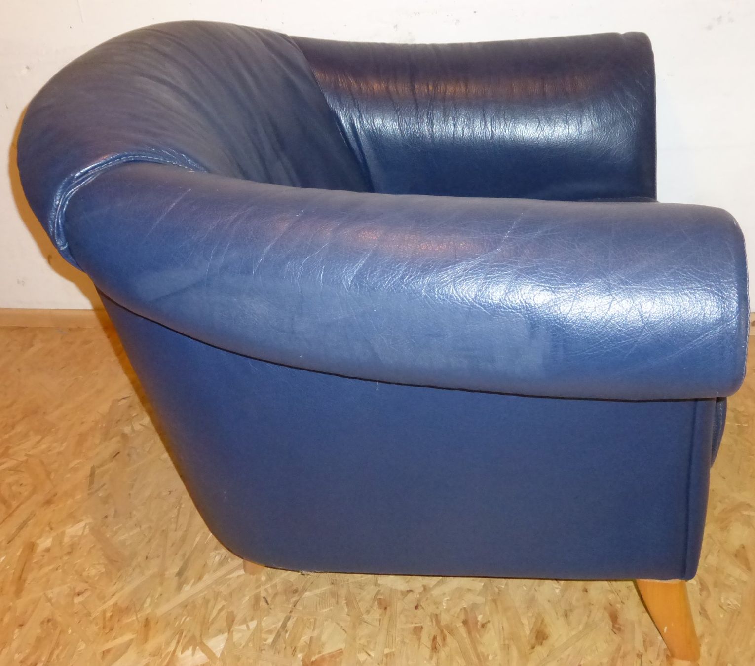 Poltrone: Leder polstersessel blau – Usato da Winterthur venduto da ricofly 5
