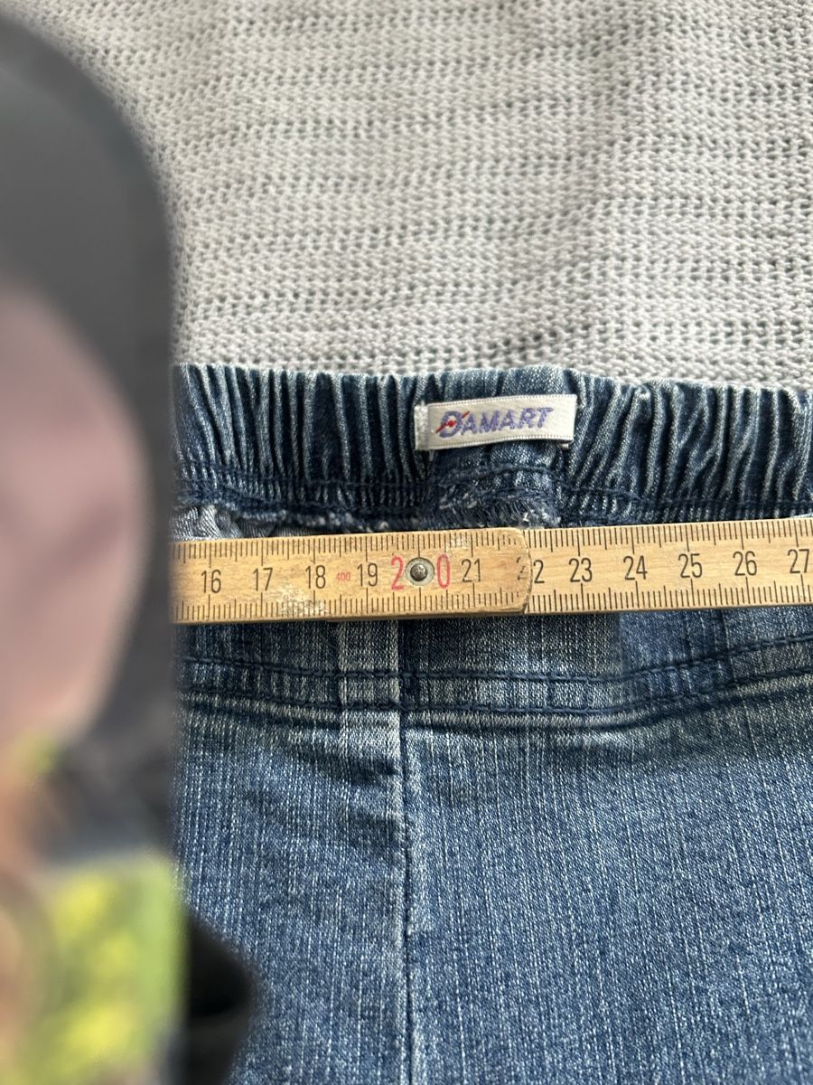 Jeans: Robuste Jeanshosen – Usato da Rüti ZH venduto da Masken 4
