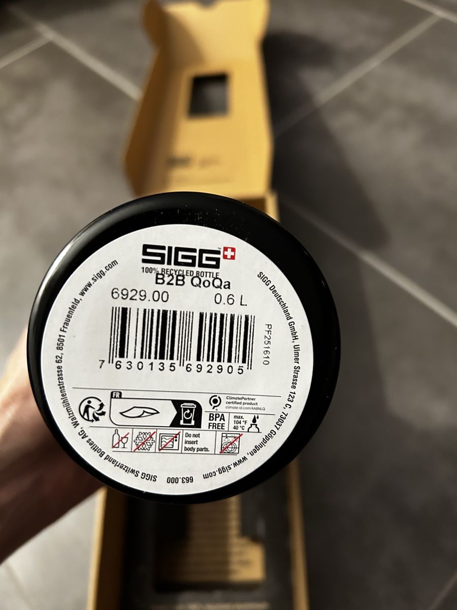 Sigg Trinkflaschen & Thermosflaschen: Bouteille Sigg – Neu und originalverpackt aus Le Châble VS von fav_5bfq 4