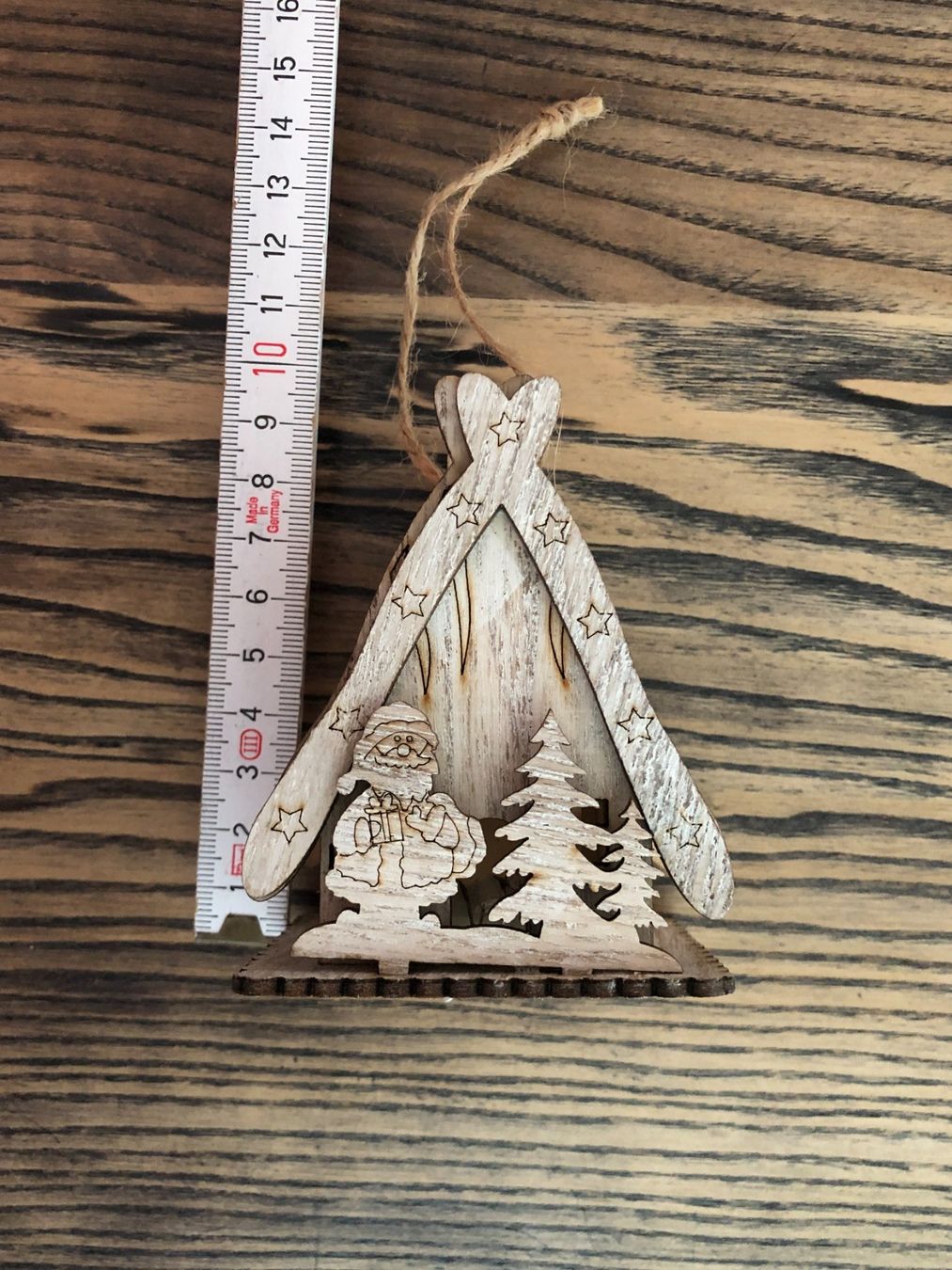 Tutte le decorazioni: Deko Häuschen mit Licht Holzhaus – Nuovo e nell'imballaggio originale da Berg am Irchel venduto da Zweiti_Chance 3