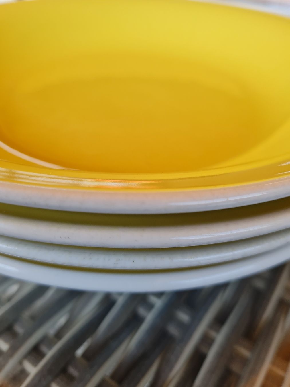 Rössler Assiettes: Rössler 4 Suppenteller gelb wie neu – D'occasion à Münsingen par Cuci31 2