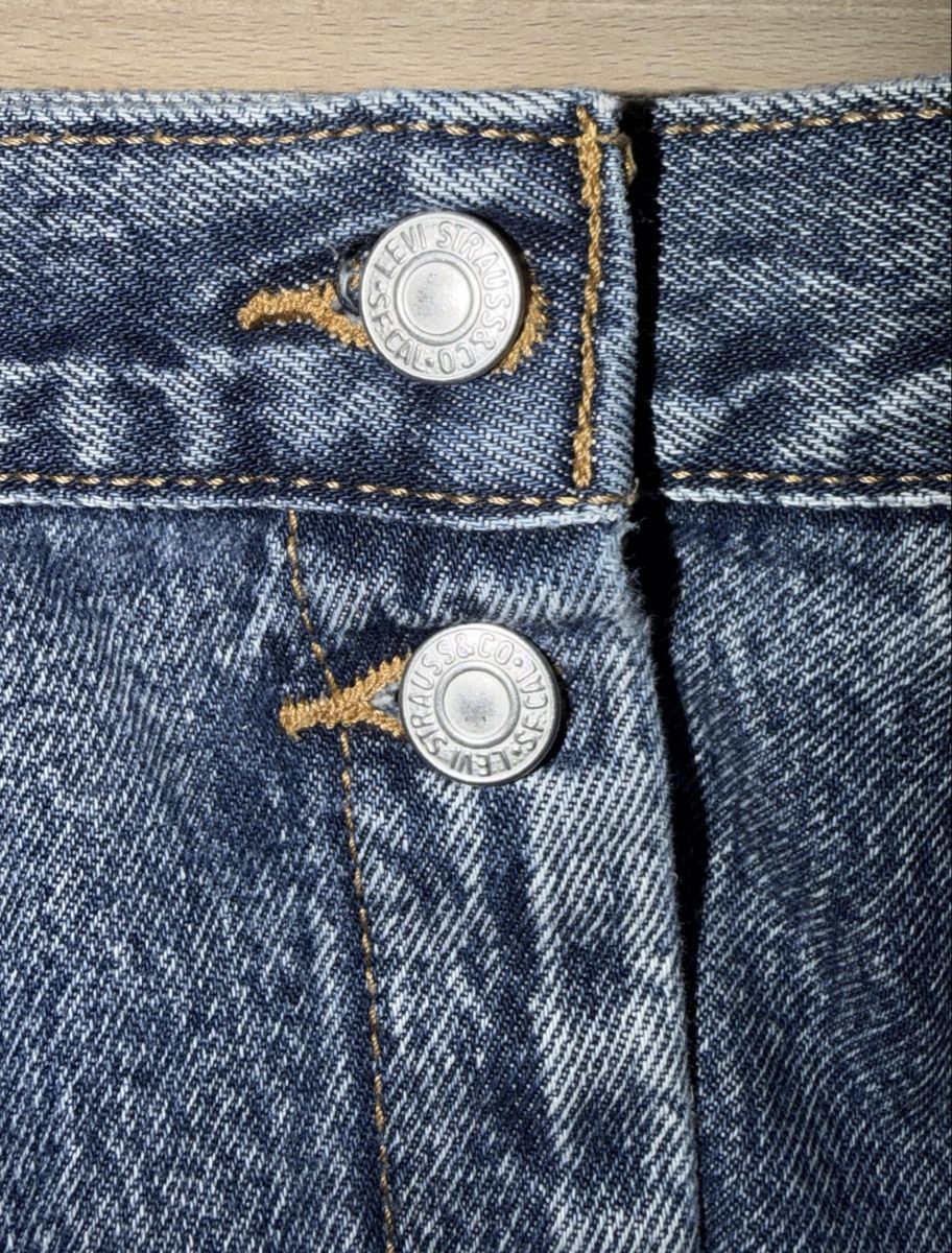 Levi's Gonne: LEVI'S DENIM MINI SKIRT – Nuovo (secondo la descrizione) da Genève venduto da yav_9r9f 3