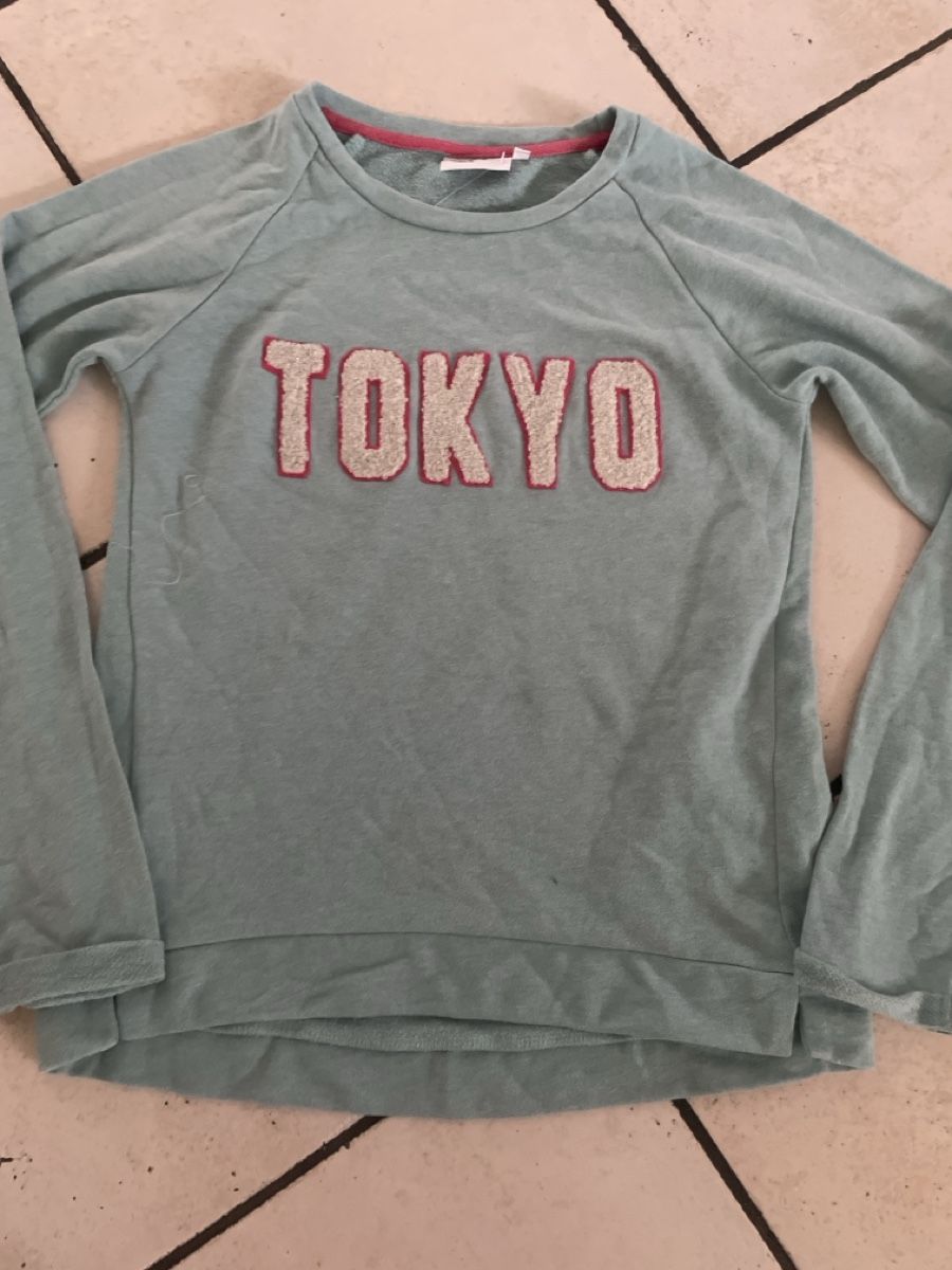 Lotti & Set di vestiti: Mädchen Manor/Inside Jeans und Pulli Gr.146 – Usato da Obergerlafingen venduto da cabo4 1