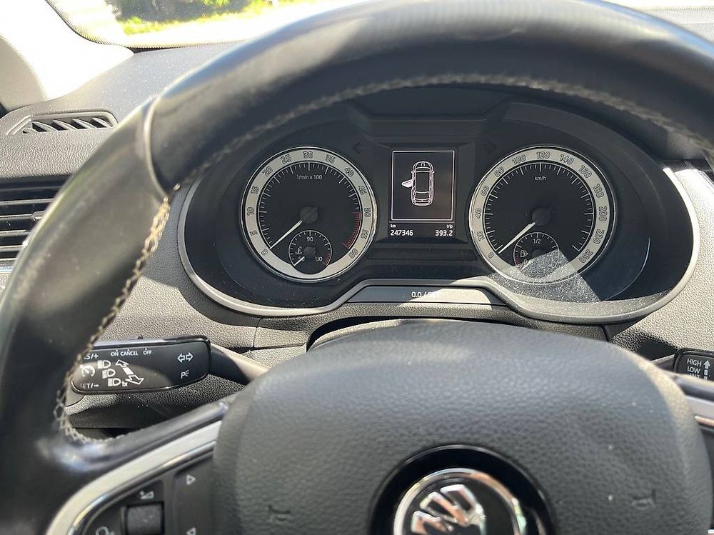 Automobili: SKODA OCTAVIA 1.6D 4X4 - TURBO DA SOSTITUIRE – Usato da Biasca venduto da GarageRDCSagl 5