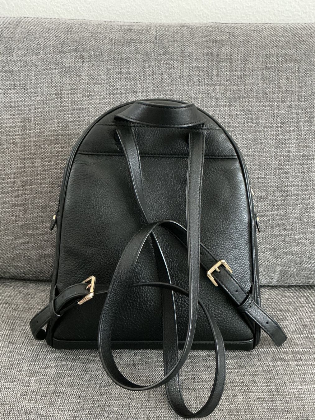 Michael Kors Zaini: Michael Kors Rucksack – Usato da Frenkendorf venduto da Schauenburgy 1