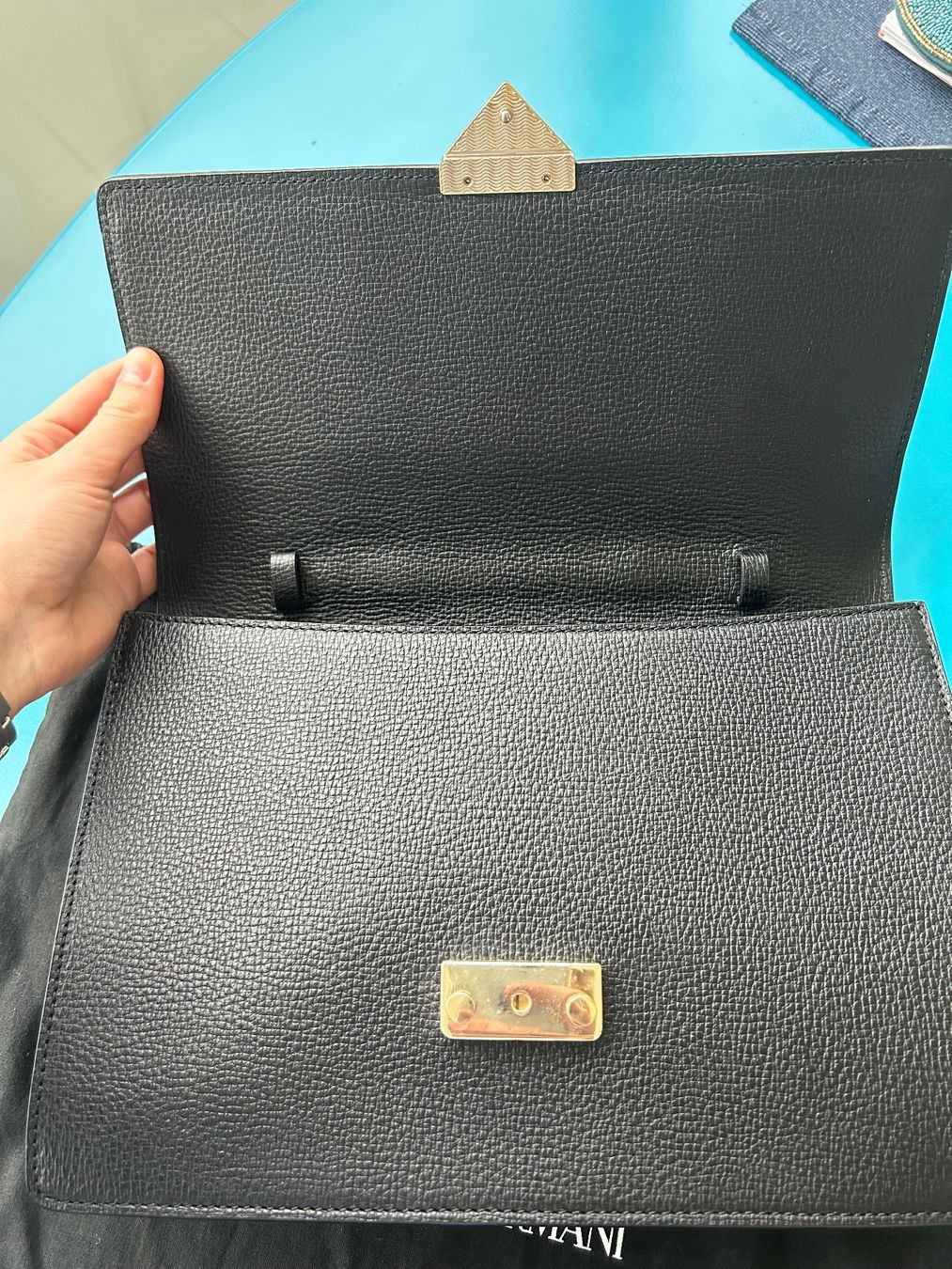 Armani Taschen für Damen: Emporio Armani leather handbag – Gebraucht aus Zürich von nat_k 3