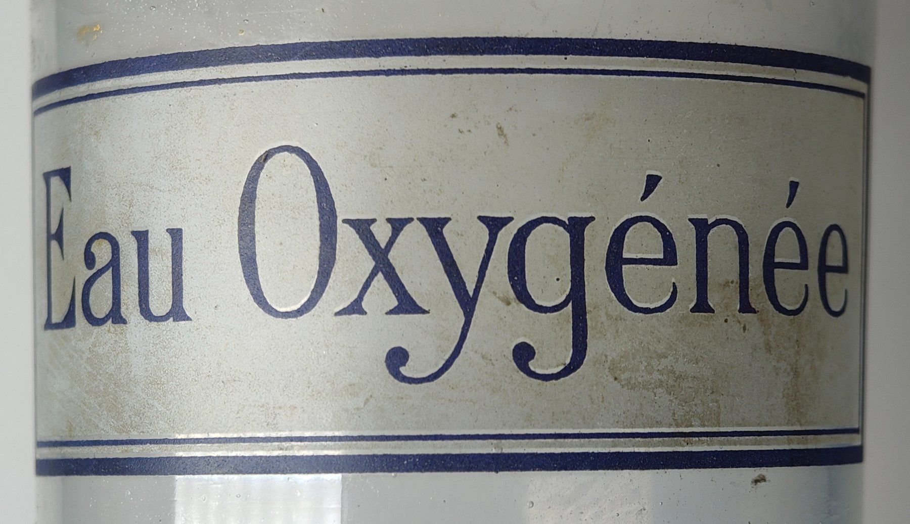 Accessori da laboratorio: Apothekerflasche "Eau oxygénée" Um 1920 17cm – Usato da Monthey venduto da 19_karen_84 2