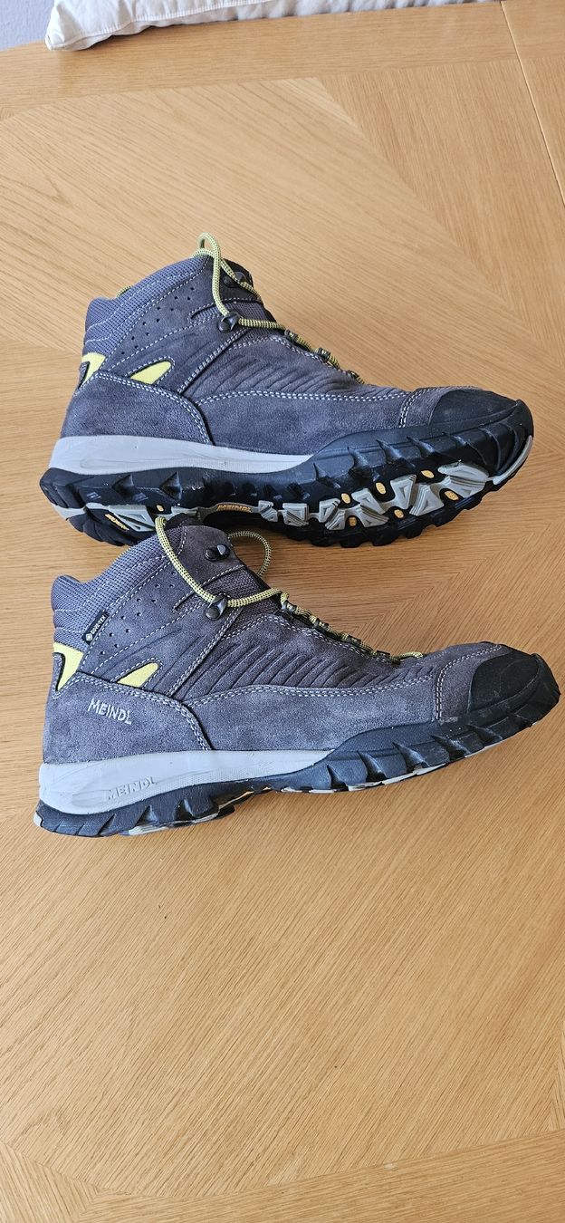 Meindl Scarpe da uomo: Wanderschuh MEINDL Gr.45 / 10.5 – Usato da Münchenbuchsee venduto da Camelot1 1