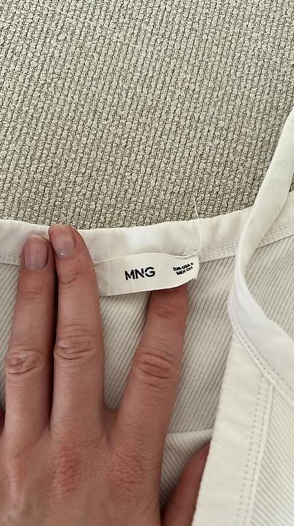 Top: One Shoulder Top (Mango S) – Usato da Schlieren venduto da mit_6lx7 1