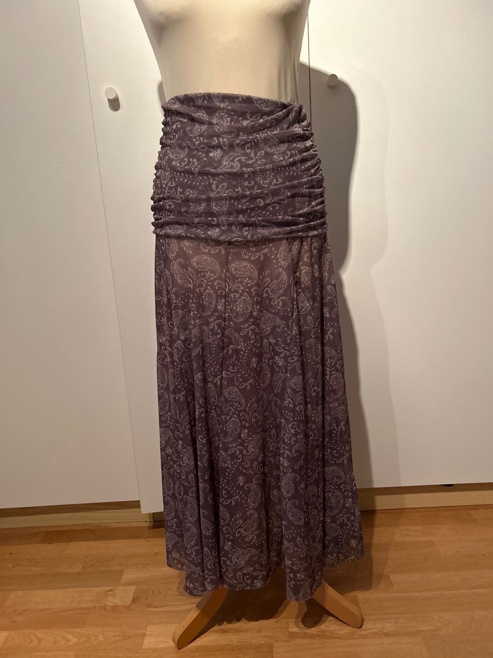Pull&Bear Gonne: Dünner Rock/Kleid  gemustert Gr.S – Nuovo (secondo la descrizione) da Feuerthalen venduto da Anna_Swift