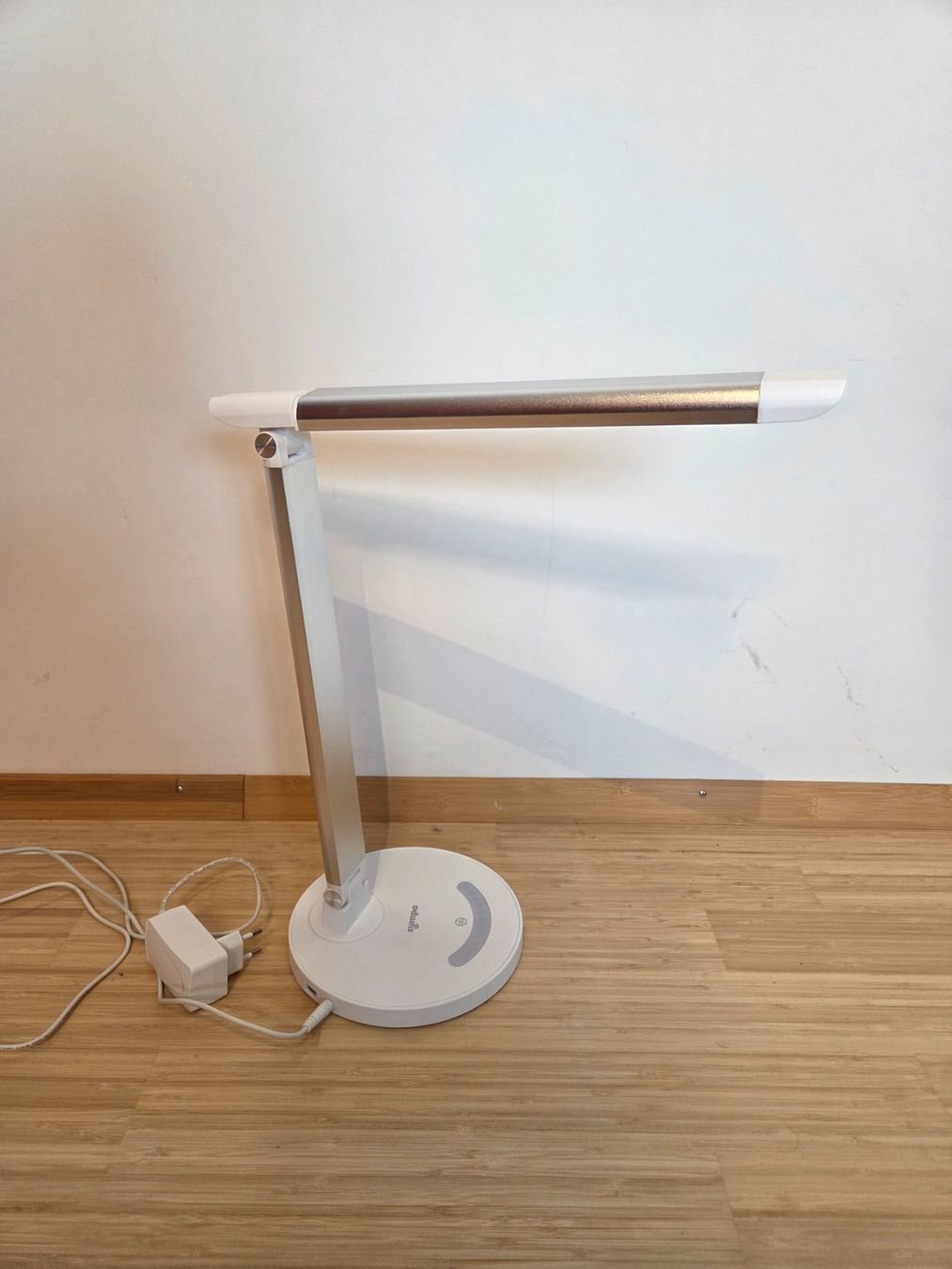 Lampade: Sympa LED Schreibtischlampe Touch Weiss – Usato da Zürich venduto da pat_2frc 1