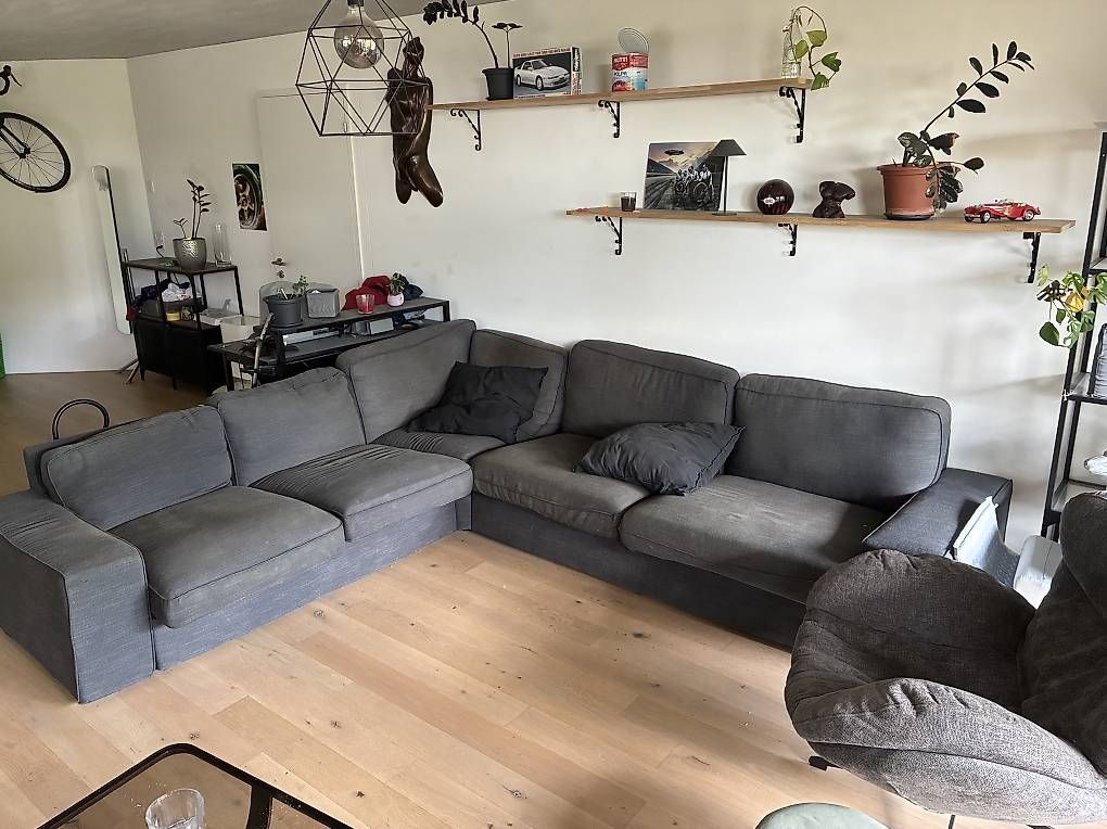 Ikea Sofas: Kivik Sofa – D'occasion à Rüti ZH par Turbobludi