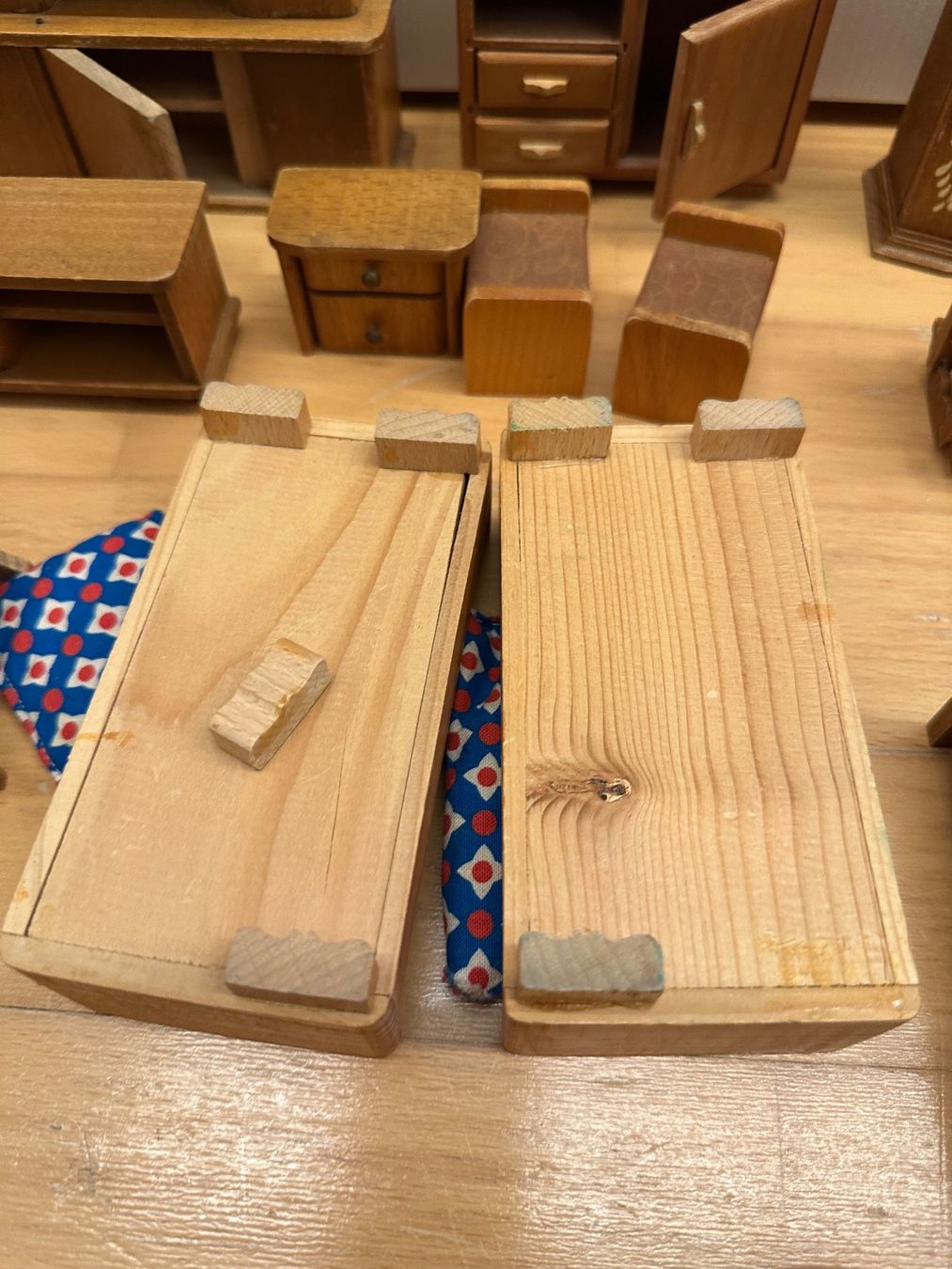 Maisons & Meubles de poupées: Set Puppenhaus Möbel – D'occasion à Ziefen par elika 7