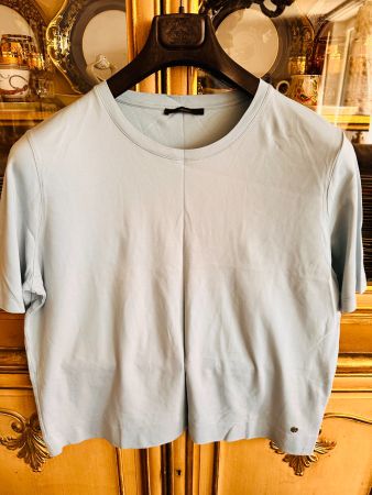 Neues hellblaues Windsor-T-Shirt aus 100 % Bio-Baumwolle