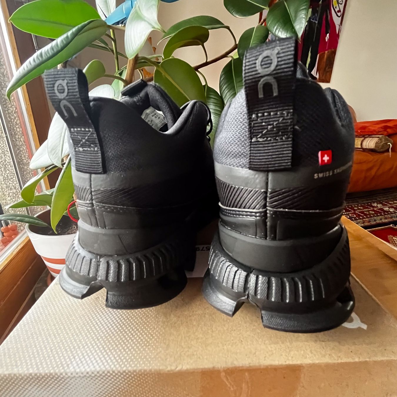 On Chaussures femmes: On Cloud Cloud Hi Wasserdichte Schuhe Gr. 37, Winter – Neuf avec emballage d'origine à Tafers par JP911 4