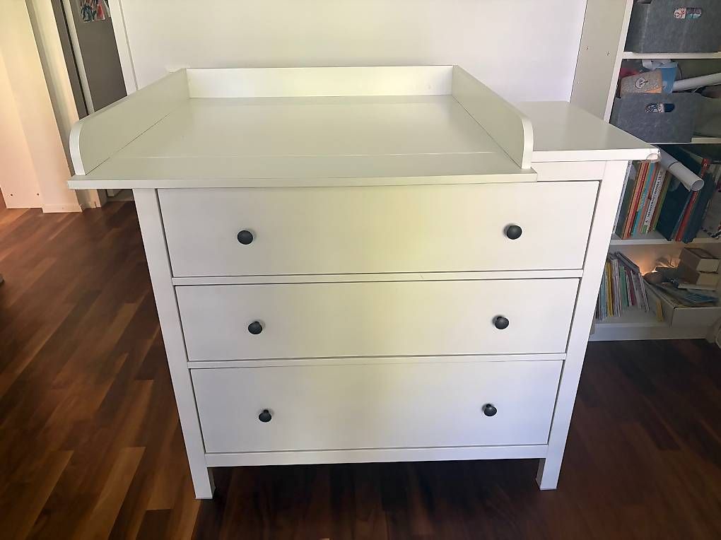 Fasciatoi & Accessori: Hemnes Kommode mit Wickelaufsatz – Usato da Zürich venduto da chlochette 1