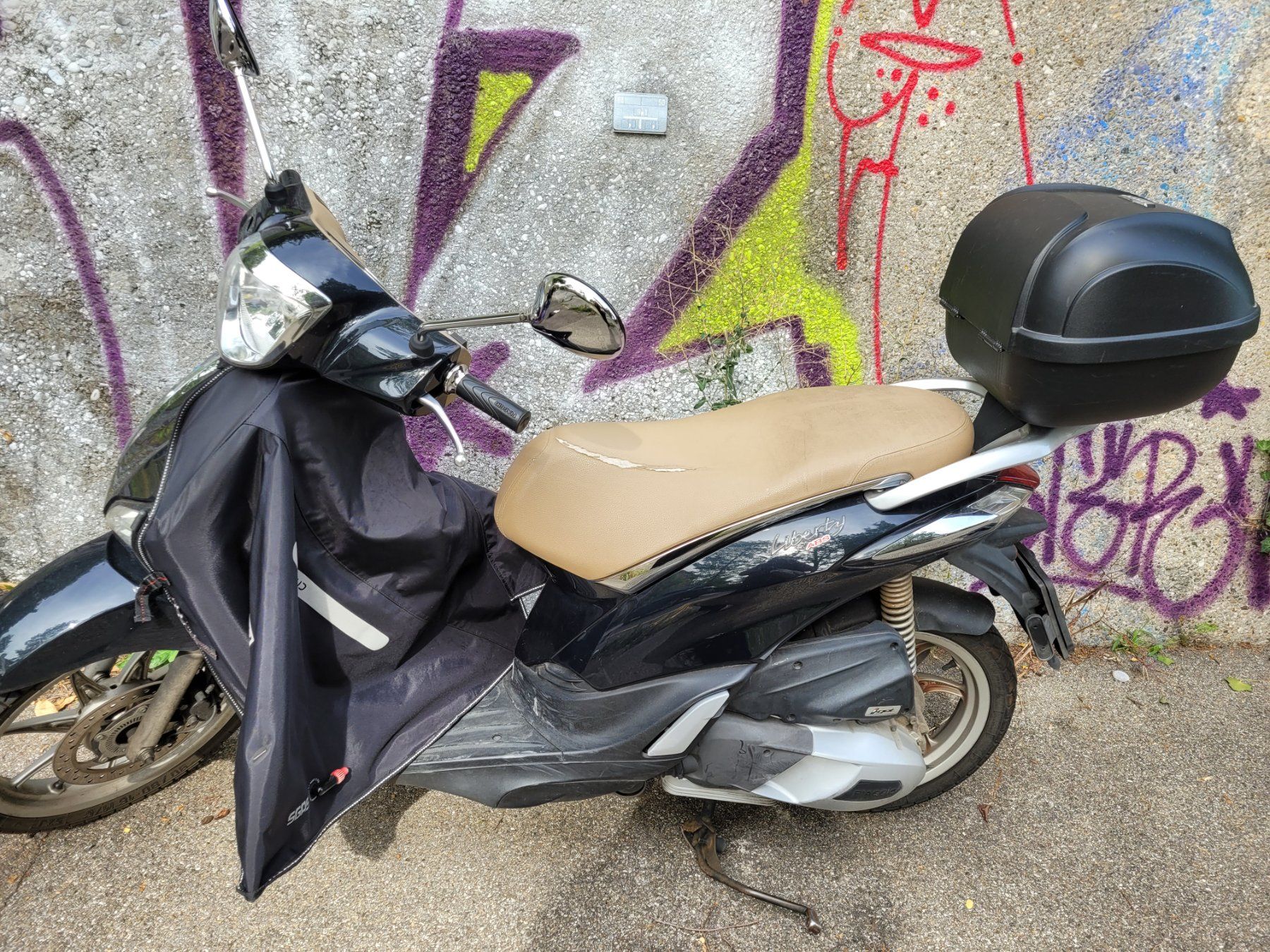 Piaggio Scooter: Piaggio Liberty 125 iGet – Usato da Zürich venduto da nkem13