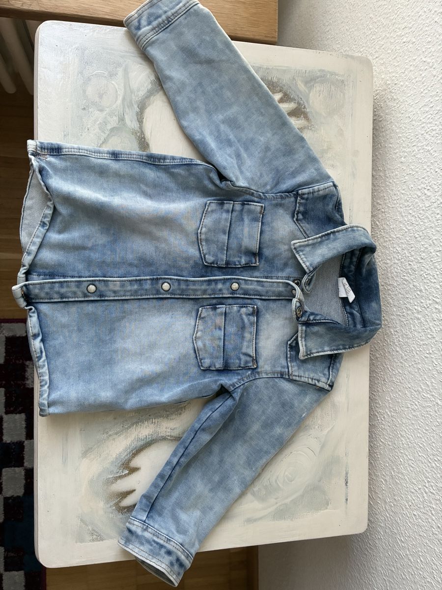 H&M Giacche & Cappotti: Jeansjacke Grösse 80 – Usato da Aarau venduto da Musicandotherthings