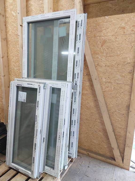 Fenster: Rehau Fenster Türen Neu – Gebraucht aus Sevelen von sei_qd8q