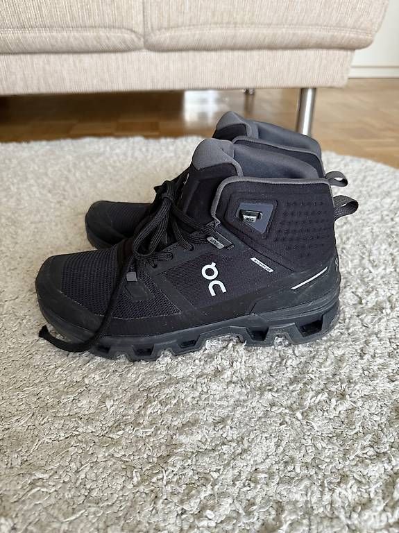 Herrenschuhe: Wanderschuhe On Running Gr.40 – Gebraucht aus Küsnacht ZH von nat_m97w 1