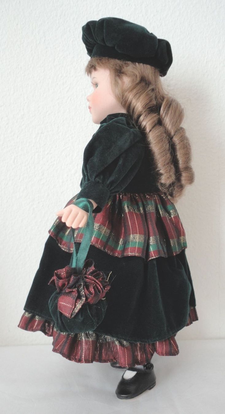 Puppen: Puppe/Sammlerpuppe ca. 38,5cm – Gebraucht aus zürich von parts5060 1