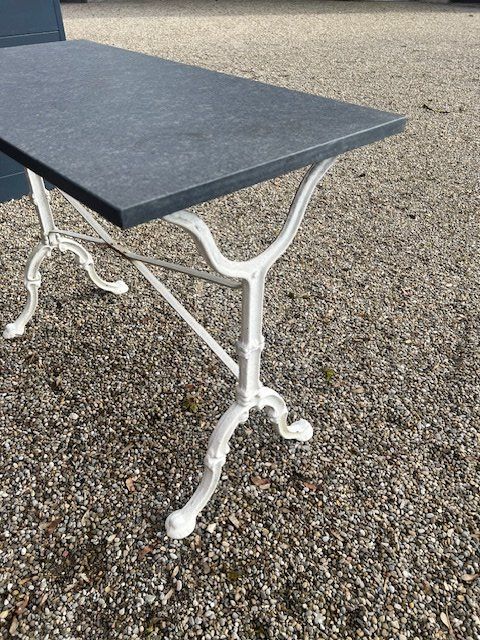 Tavoli: Tisch mit Granitplatte, NP Fr. 700.- – Usato da Winterthur venduto da woodenhiller68 2