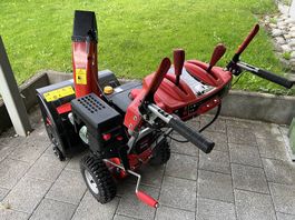 Neue Schneefräse AL-KO