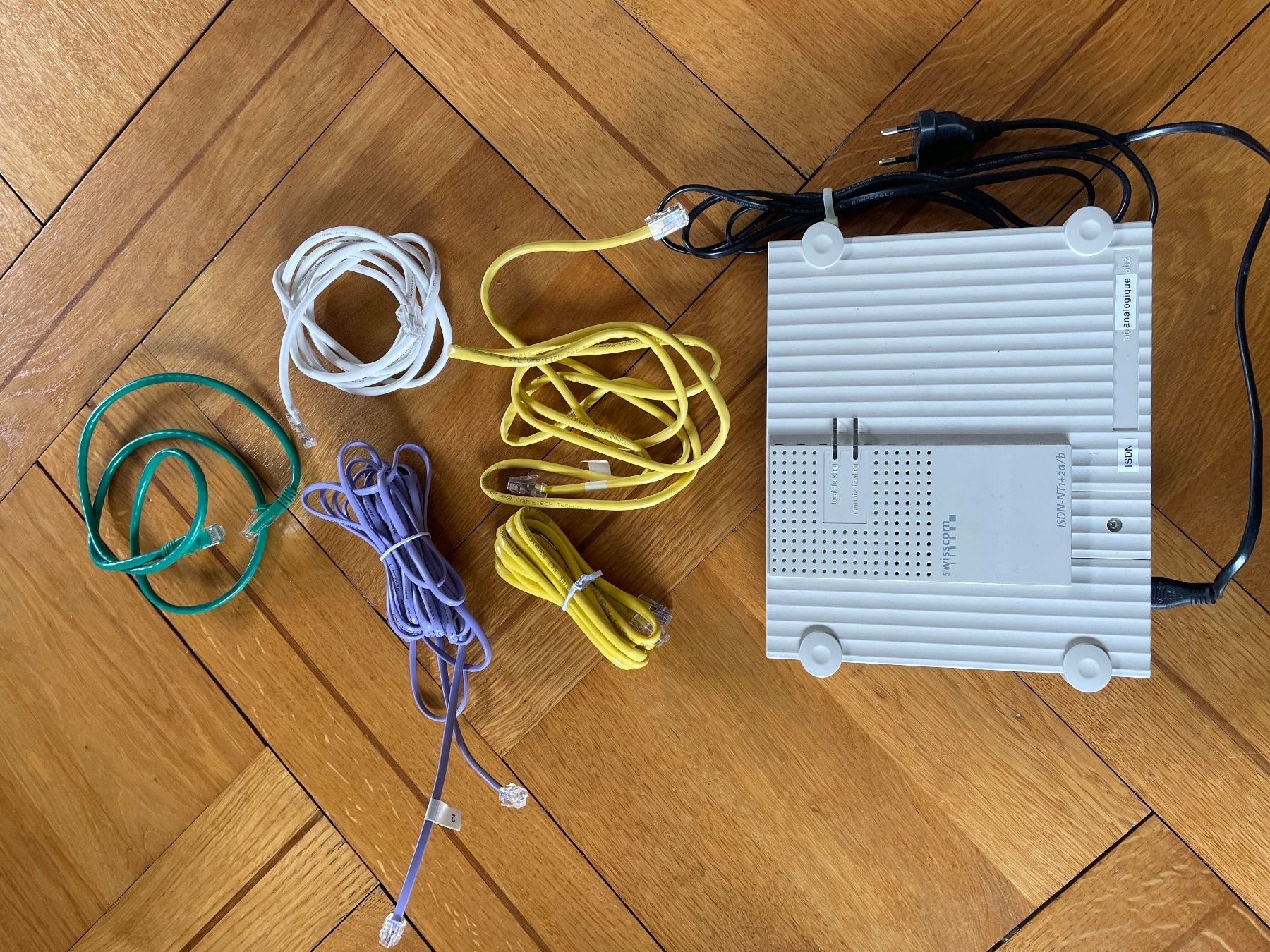 Câbles: Kabel Telefonie – D'occasion à Genève par Buens4 2