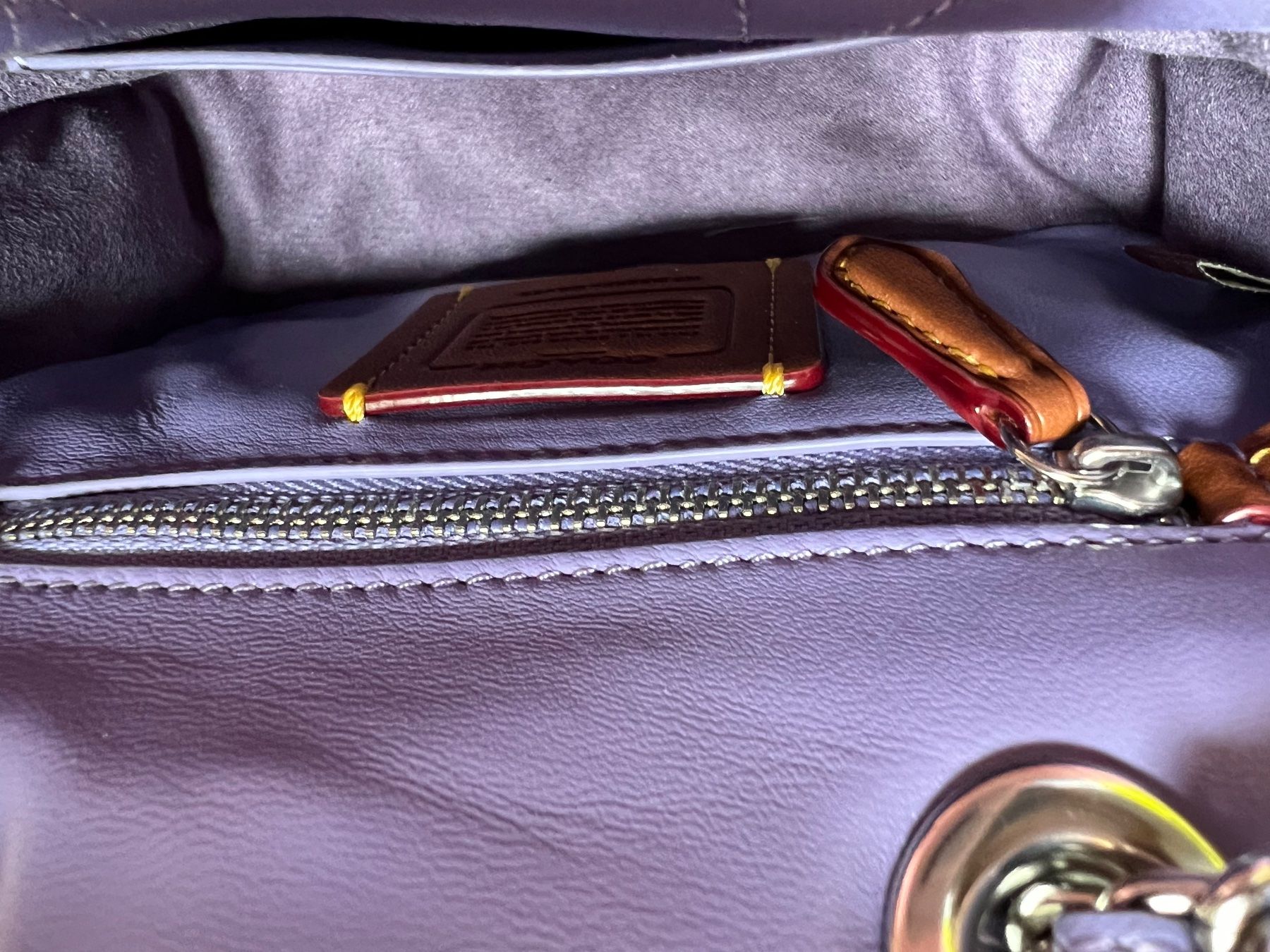 Coach Taschen für Damen: Süsse Lila Coach Tasche – Gebraucht aus Fischbach LU von Dear.Luki 5