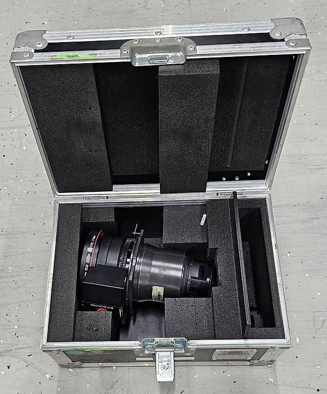 Objektive: Barco HB TLD Zoom Objektiv 2.0-2.8:1 – Gebraucht aus Rüti ZH von Philippek 2