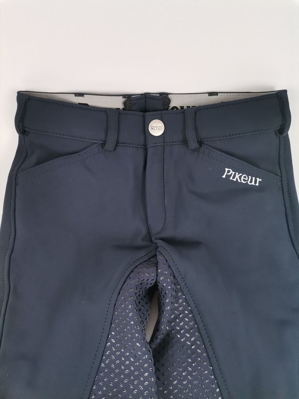 Pikeur Hosen: PIKEUR Reithose Braddy Full Grip Dunkelblau – Gebraucht aus Schaffhausen von Restwert_SH 1