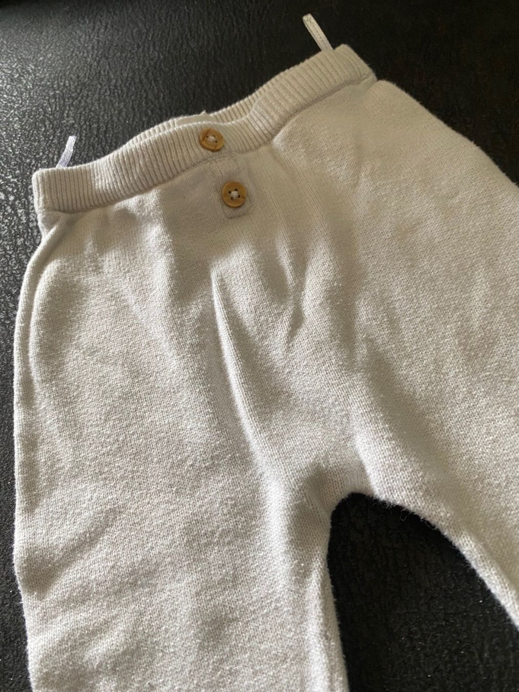 Pantaloni: 2 Paar Baby Höschen Grösse 68 – Usato da Allenwinden venduto da Obalu 3