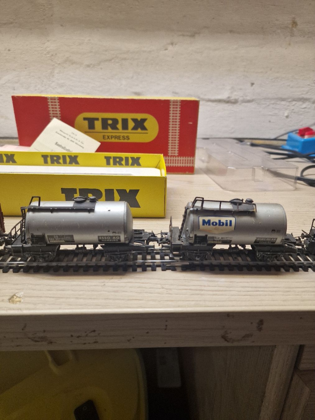 Trix Modellini di ferrovie: trix express HO mit trix Waggons  – Usato da Herzogenbuchsee venduto da ioa_zcm6 5