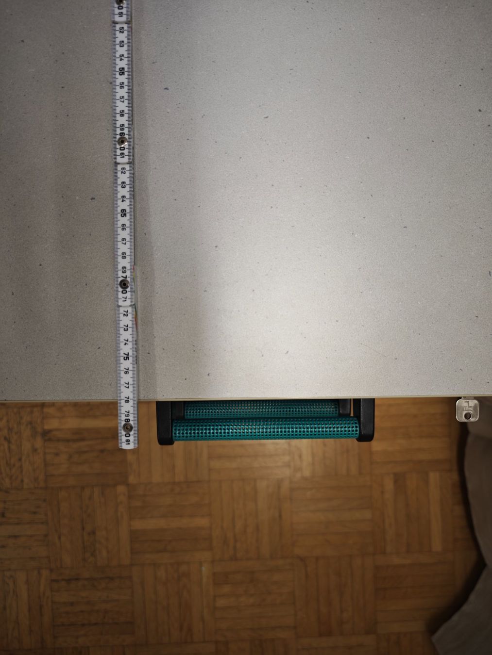 Eléments de bureau: Rollcontainer mit 3 Schubladen (Sehr stabil) – D'occasion à Neuhausen par PBMG 6